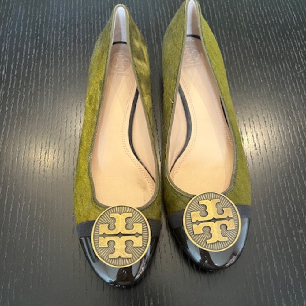 Tory Burch Green and Black Flats - Picture 5 of 7